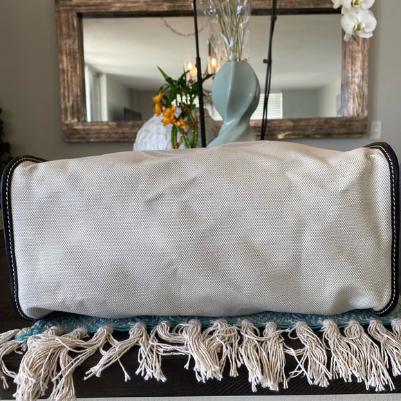 Dooney & Bourke XL Tote (Grey) w/ Silver Hardware. - Picture 8 of 13